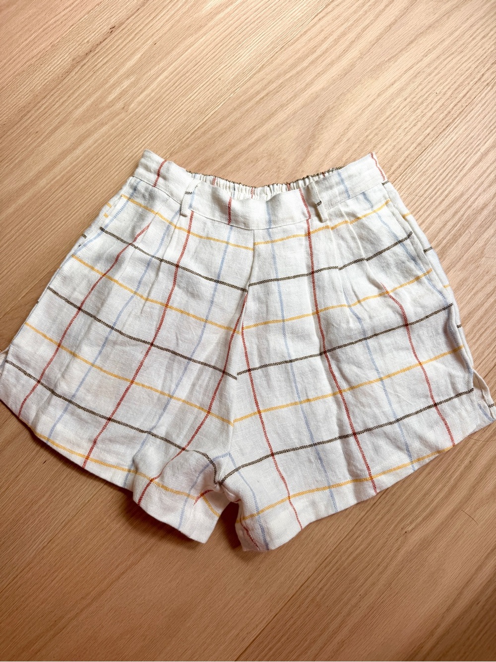Vitamin A White The Getaway Short with Plaid Windowpane in Brushed Linen